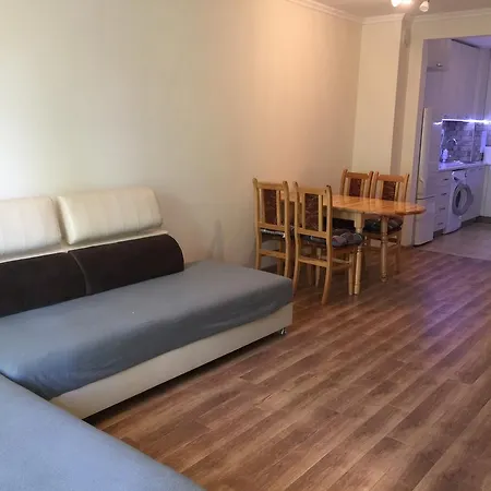 Seven Apartment *